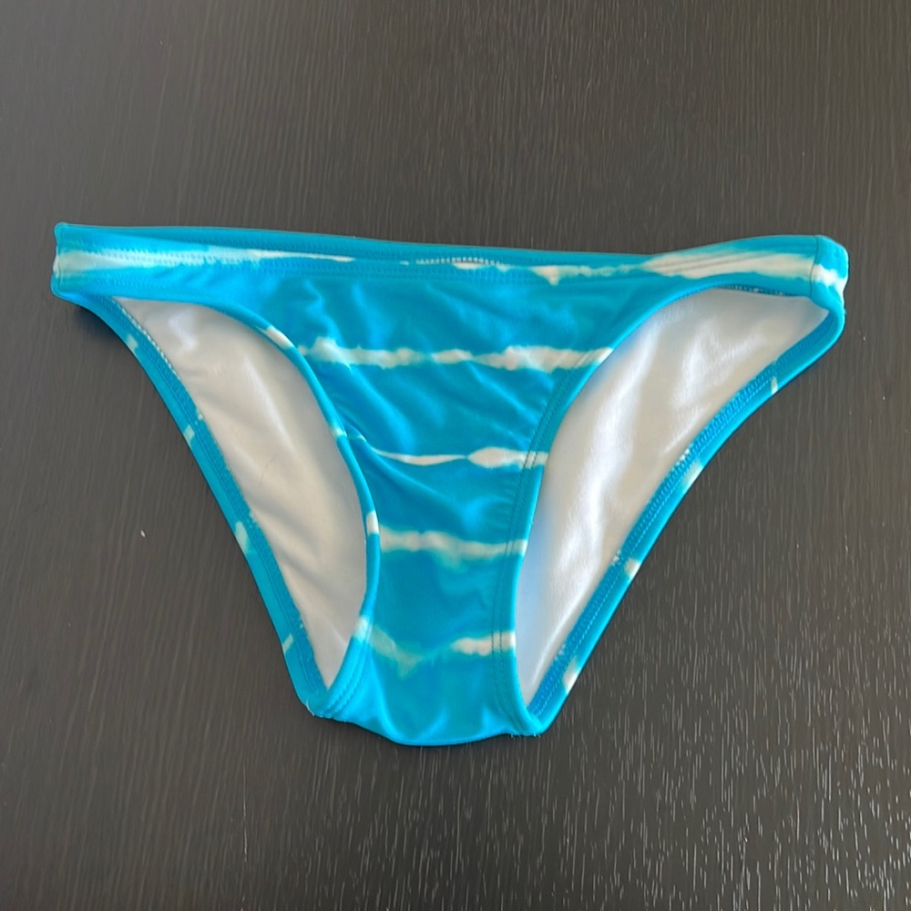 NWOT * Xhilaration Blue & White Swim Bottoms in Size XS